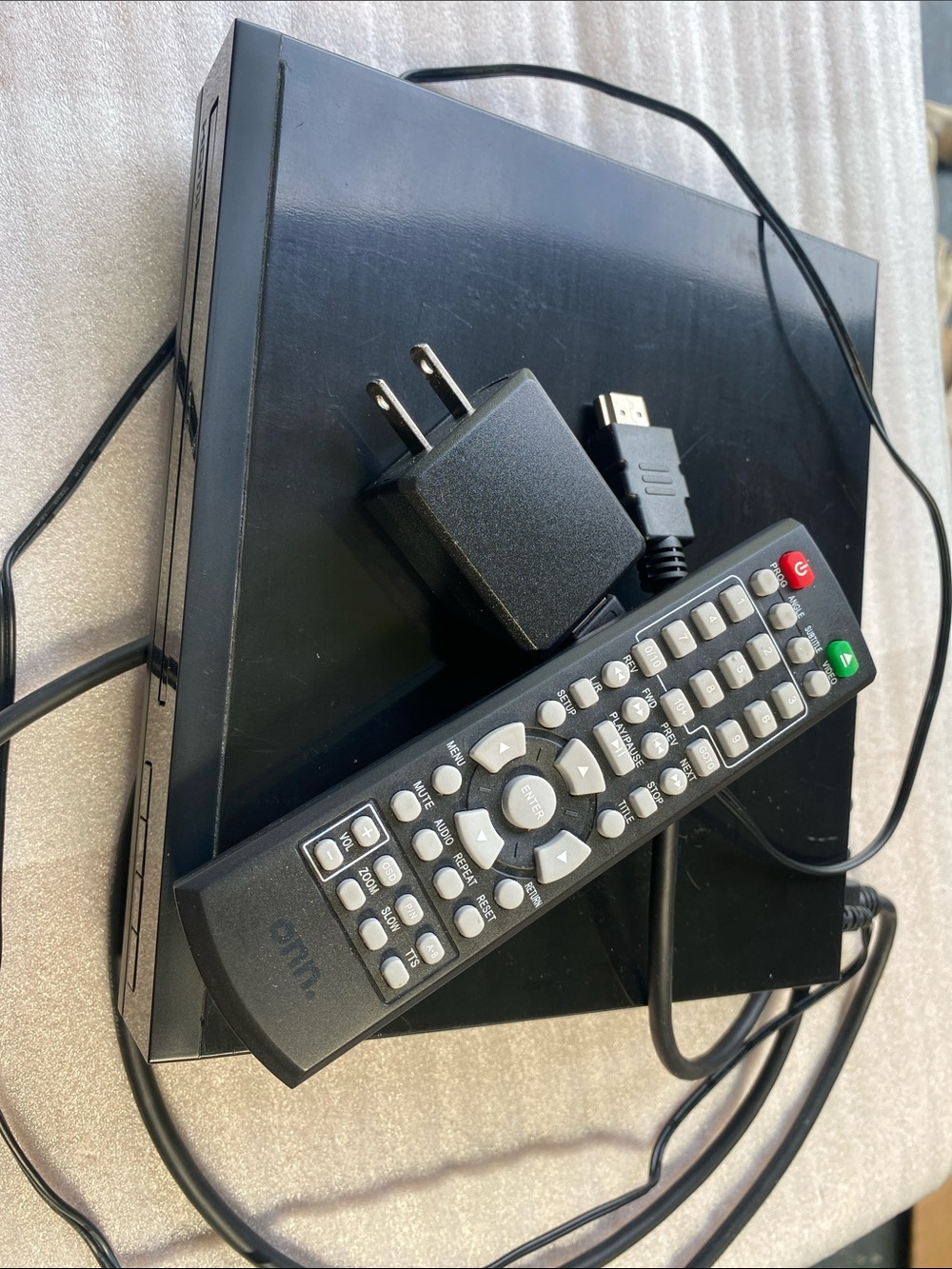 ONN HDMI DVD Player Model 100093892 Cords Remote Tested Working (No batteries)